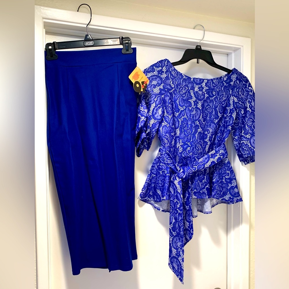NWT top blouse and skirt set , blue, size XS-S